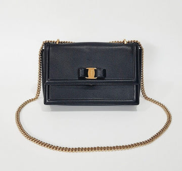 Salvatore Ferragamo Genuine Chain Shoulder Bag 155168347