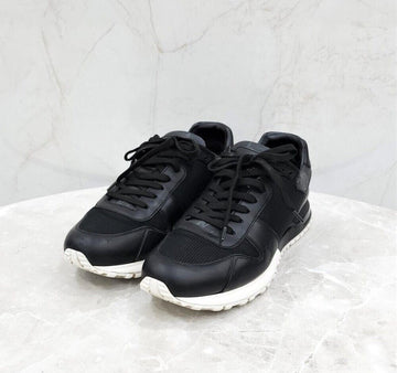 LOUIS VUITTON ブラックエクリプスランナウェイスニーカー 146988214