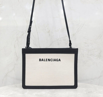 BALENCIAGA キャンバスポシェットクロスバッグ 153095152