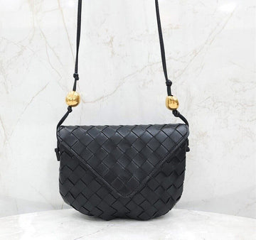 BOTTEGA VENETA イントレチャート ミニ ポーチ クロスボディバッグ 717437 149403897