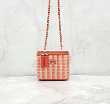 CHANEL Raffia Vanity Small Chain Bag 155024335