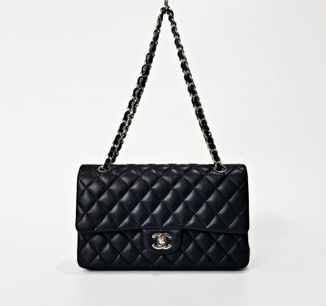 CHANEL クラシックミディアムラムスキン29番台 155544212