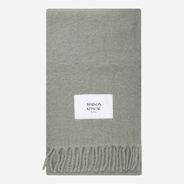 MAISON KITSUNE ベビーアルパカウールマフラー ローレルグリーン LM06206WA0022 P131 148978479
