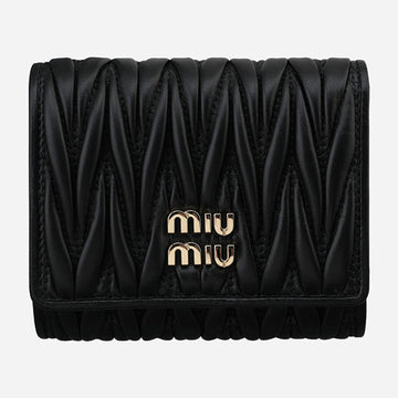 MIU MIU Kartenetui aus Nappa-Leder mit Klappe in Schwarz 5MH033 AFPP F0002 151520661