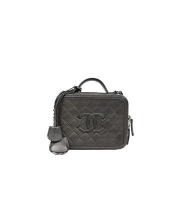 CHANEL メタリックシルバーグレーコスメティックケーストートバッグ 53490 155798530