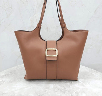 Roger Vivier New Grand Vivier Shock Medium 152876379