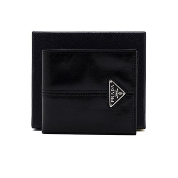 PRADA ブラックレザー三角ロゴメンズ二つ折り財布 2MO7382CX7 155942363