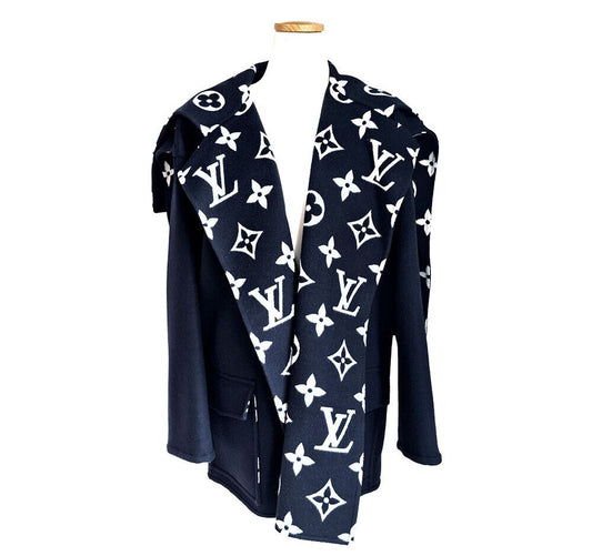 Louis Vuitton Flap Hood Coat 7496596851 124817553