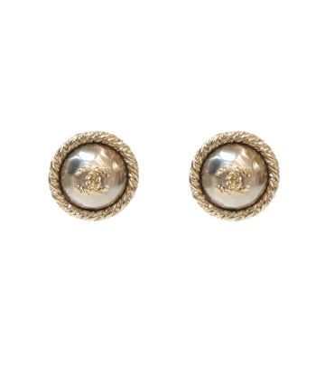 CHANEL ラウンド CC ゴールド ピアス 50959 155956317