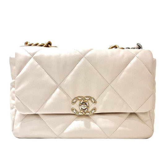 CHANEL 19 フラップバッグ ラージ AS1161 7301872137 86057301