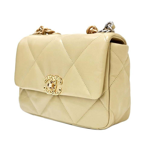 CHANEL 19 フラップバッグ スモール 7348970740 97448886