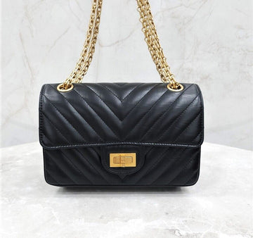 CHANEL 2.55 ヴィンテージ ミニ シェブロン ブラック ゴールドハードウェア 132134331