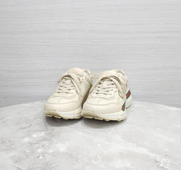 GUCCI ライントン スニーカー 528892 156916849