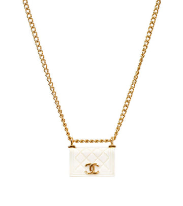 CHANEL White Quilted Bag Gold Necklace 60166 156923323