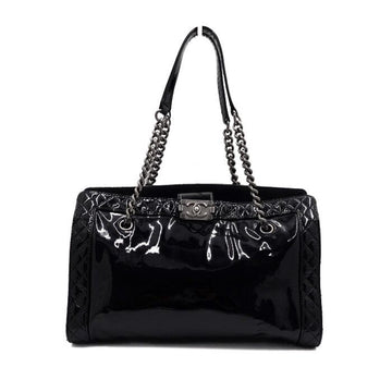 CHANEL Reverso Boy Schultertasche in schwarzem Lackleder A67949 156956093