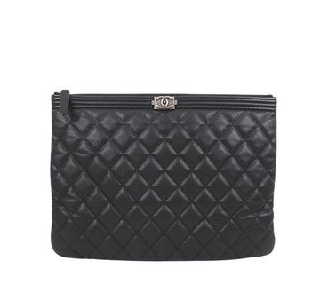 CHANEL キャビアボーイクラッチミディアム 9076104422 156974083
