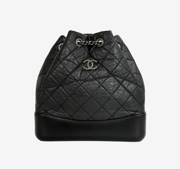 CHANEL Gabrielle Rucksack Klein Schwarz 1T1FKQYFZ 156997873