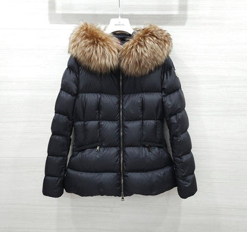 MONCLER Kurze Daunenjacke 157127447
