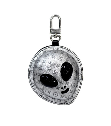 Louis Vuitton Alien Bag Charm 60433 157127448