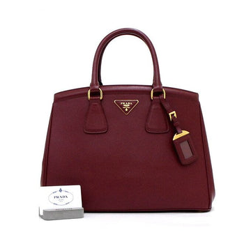 PRADA Damentasche BN2402 CERISE Saffiano Lux mit goldfarbenem Logo 157136118