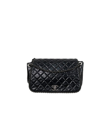 CHANEL Black Quilted Chain Shoulder Bag 62351 157205487