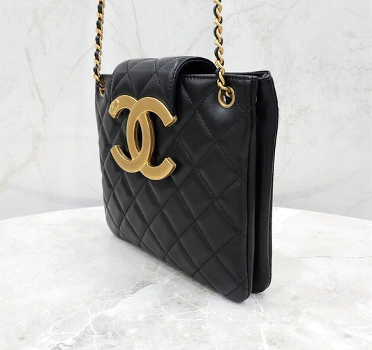 CHANEL 24C ビッグ CCロゴ チェーンショルダーバッグ AS4596 123150580