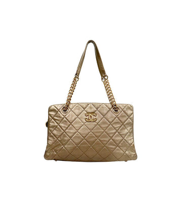 CHANEL Gold Quilted Chain Shoulder Bag 61686 157265983