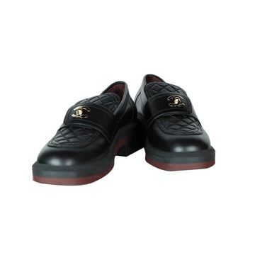 CHANEL Quilted Turn Lock Loafer G38147 14420 157266270