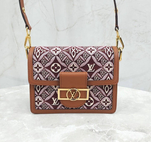 LOUIS VUITTON 1854 モノグラム ミニ ドフィン ショルダーバッグ M57172 125117508