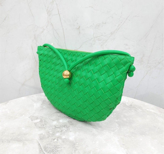 BOTTEGA VENETA グリーン ミディアム ターンポーチ ショルダーバッグ 701024 123100491