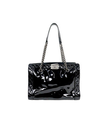 CHANEL Schwarze Lack Boy Shopper Tasche 60601 157385039