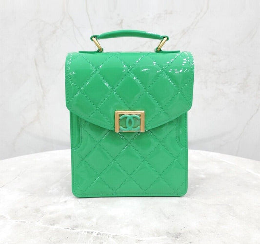 CHANEL 新商品 グリーン ペイデント スモール フラップバッグ AS4180 121127989