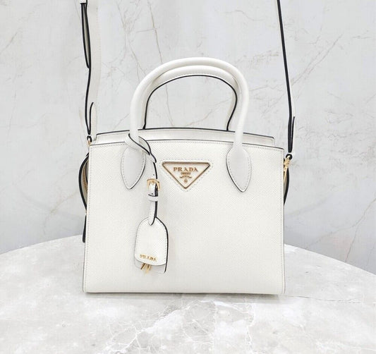 PRADA クリスチン サフィアーノ トップハンドルバッグ 1BA372 125243957