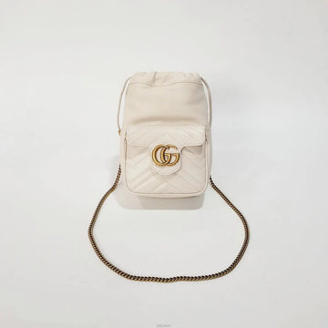 Gucci Mini Chain Bucket Bag 746433 157454376