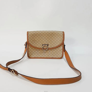 CELINE Vintage Blason Umhängetasche 157455741