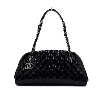 CHANEL Schwarze Lackleder Mademoiselle Medium Quilted Schultertasche 50557 157547895