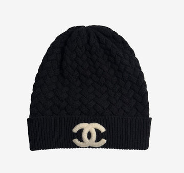 CHANEL CC Logo Mütze Schwarz Cashmere TJFED0Z9 157571464