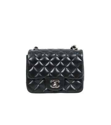 CHANEL Schwarze Petit Sac 62955 157594142