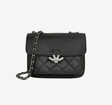 CHANEL ミニバッグ カーフスキン 25番 157264957 [P]