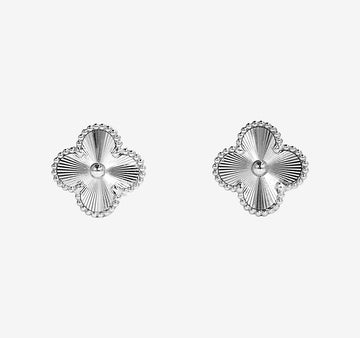 Van Cleef & Arpels Vintage Alhambra Earrings VCARP9XF00 157846619