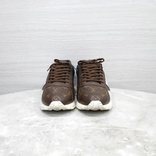 Louis Vuitton Runway Sneaker 157947435 [P]