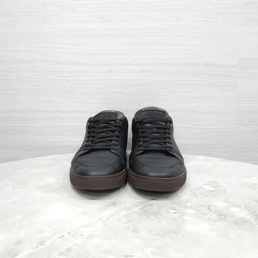 LOUIS VUITTON モノグラムレザー スニーカー 157982653 [P]