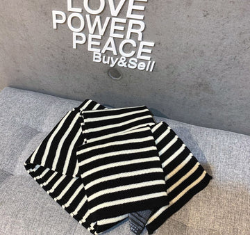SAINT LAURENT ストライプマフラー ブラック/ホワイト 392961 148410617 [P]