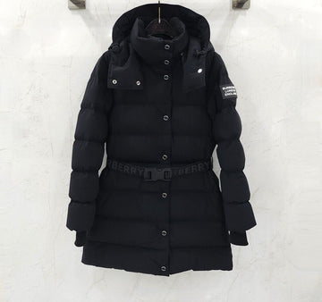 Burberry Belted Padding in Black 8021978 152226914 [P]