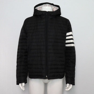 THOM BROWNE MJD022X schwarzer Daunenstoff Nylon gesteppte Kapuzenjacke Männer Daunenjacke aa65516 158176739 [P]