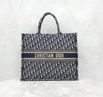 DIOR オブリーク ブックトートバッグ ラージ M1286ZRIW 155744616 [P]