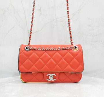 CHANEL ラムスキン マルチ チェーン ショルダーバッグ 23番台 143959775 [P]