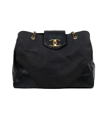 CHANEL Schwarze Stoff Supermodel Tasche 62224 158396796 [P]