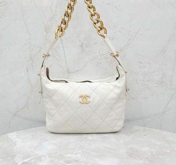 CHANEL Seasonal Quilted Hobo Bag Chain Shoulder Bag with Internal Chip 154750967 [P]