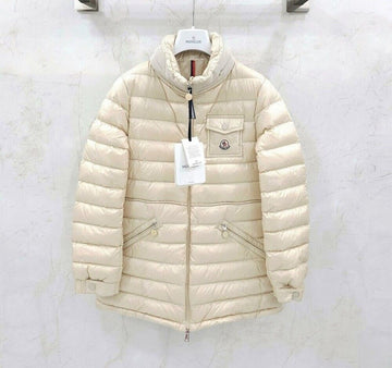 Moncler Women's MADINE Short Down Padding 151116786 [P]